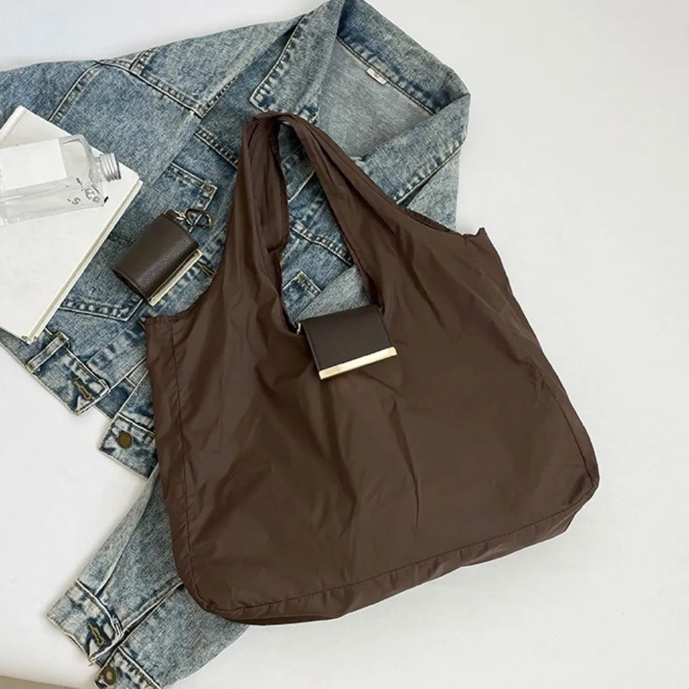 The Lunora Pocket