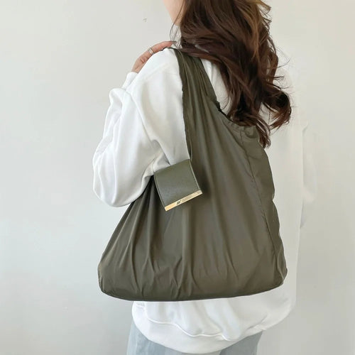 The Lunora Pocket