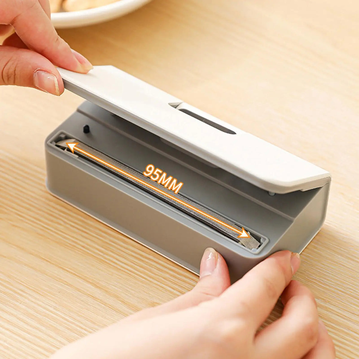Magnetic Bag Sealing Machine 6 Level Portable Food Resealer Rechargeable Heat Sealer For Snack Chips Fridge Storage Gadget