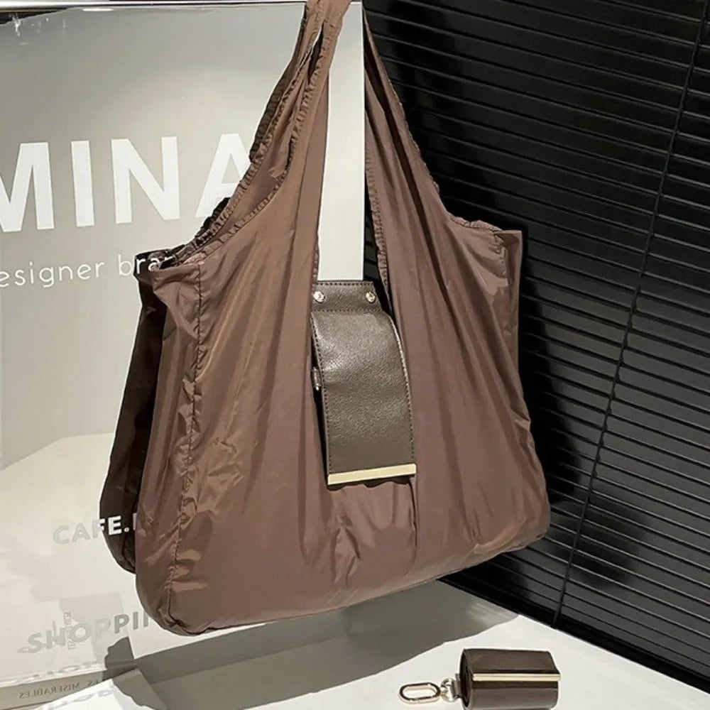 The Lunora Pocket
